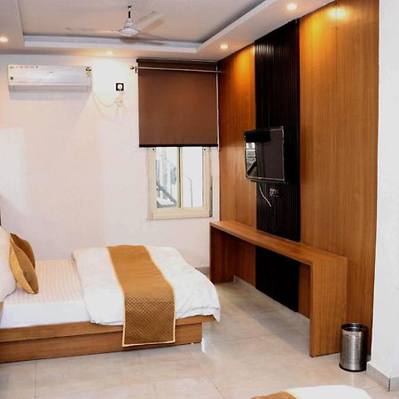 ניו דלהי Bunk Hostel Delhi Best Backpacking Accommodation מראה חיצוני תמונה