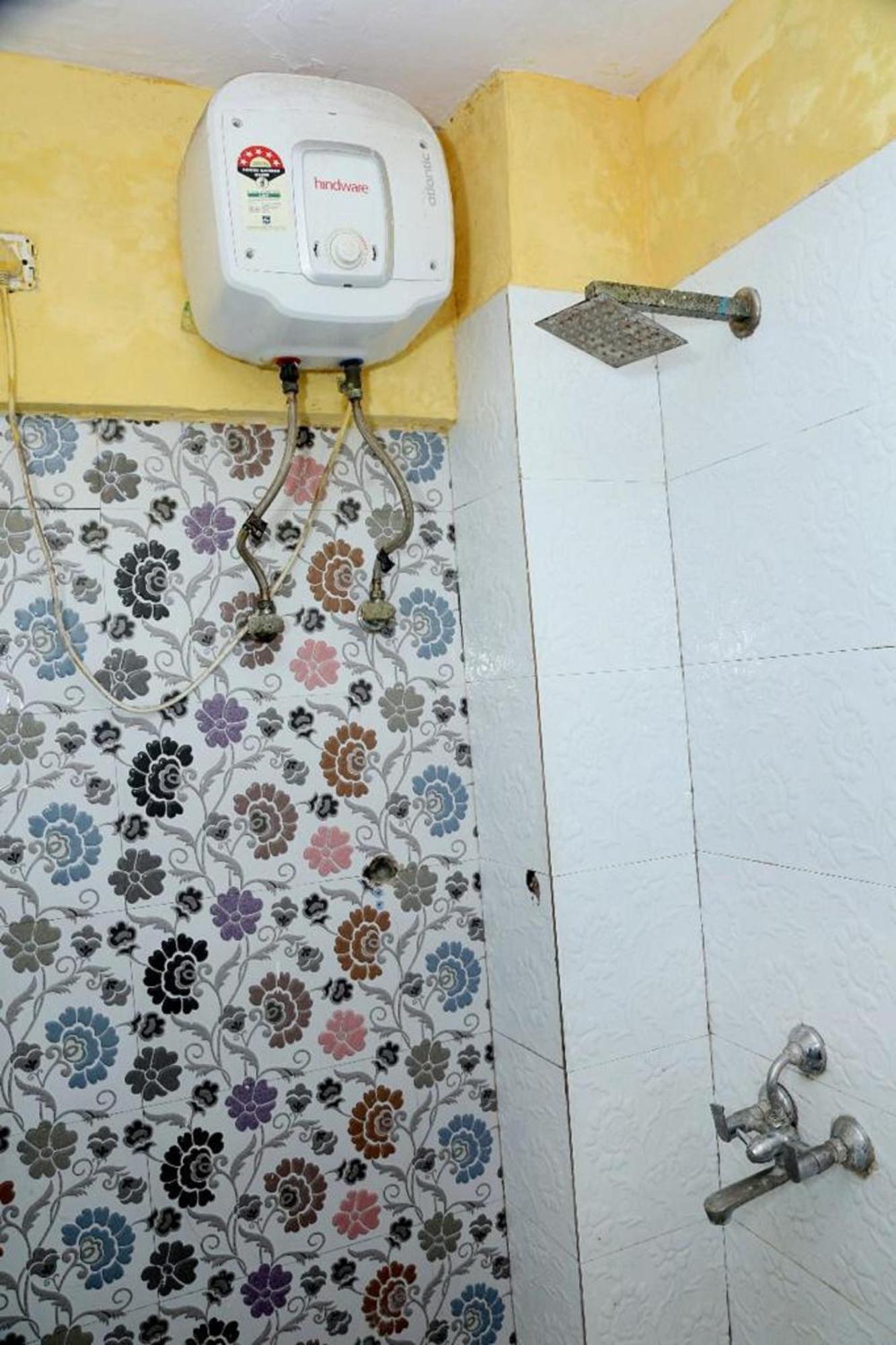 ניו דלהי Bunk Hostel Delhi Best Backpacking Accommodation מראה חיצוני תמונה