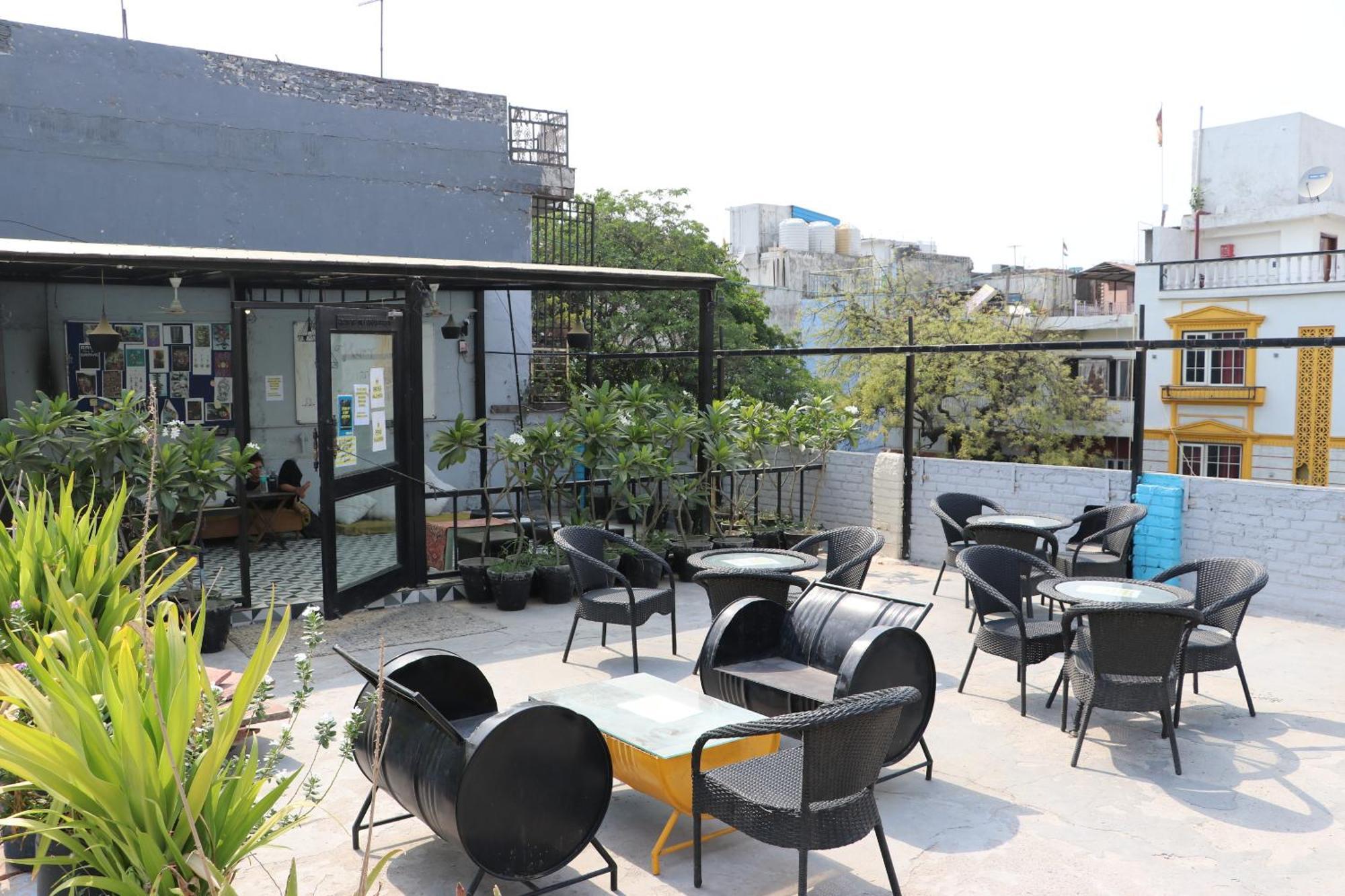ניו דלהי Bunk Hostel Delhi Best Backpacking Accommodation מראה חיצוני תמונה